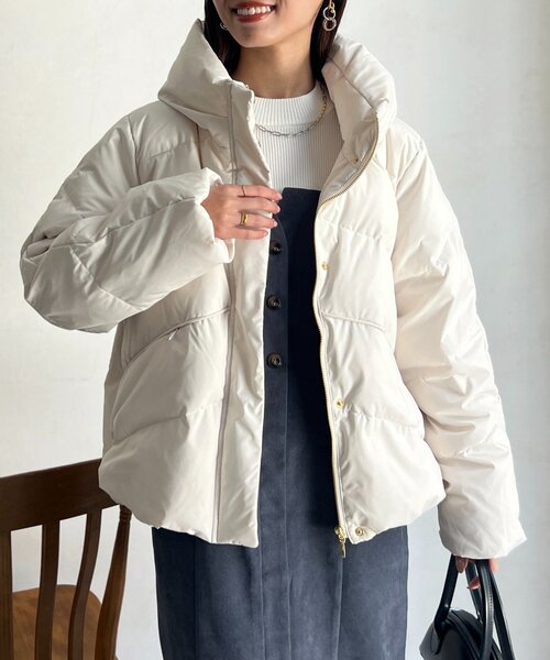 Chez toi（シェトワ）の「ボリュームネックストレッチダウン（ダウンジャケット/コート・レディース・キャメル/ネイビー/アイボリー/ブラック・FREE）」の7枚目の写真