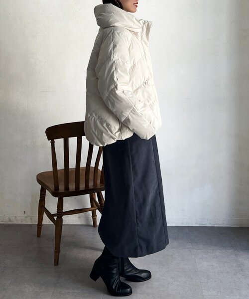 Chez toi（シェトワ）の「ボリュームネックストレッチダウン（ダウンジャケット/コート・レディース・キャメル/ネイビー/アイボリー/ブラック・FREE）」の13枚目の写真