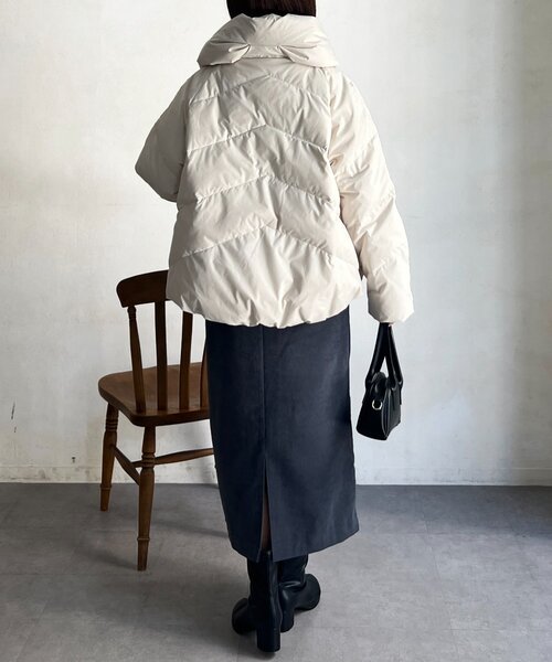 Chez toi（シェトワ）の「ボリュームネックストレッチダウン（ダウンジャケット/コート・レディース・キャメル/ネイビー/アイボリー/ブラック・FREE）」の14枚目の写真