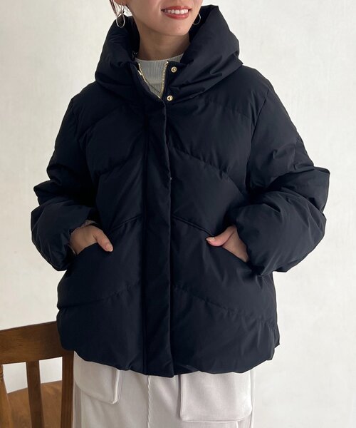 ボリュームネックストレッチダウン（ダウンジャケット/コート）｜Chez