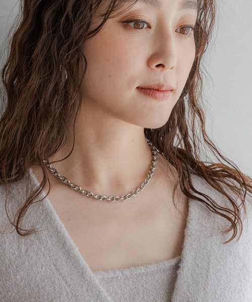 Elura（エルーラ）の「ミドルチェーンマグネットネックレス/611608（ネックレス・レディース・シルバー/ゴールド・FREE）」の2枚目の写真