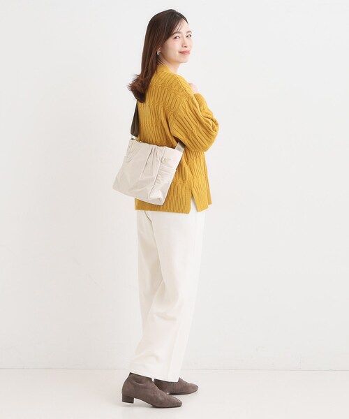 SHOO・LA・RUE(シューラルー)の「【撥水/軽量】パフィ ショルダーバッグ(ショルダーバッグ・レディース・ナチュラル/ブラウン系/ブラック・00)」の7枚目の写真