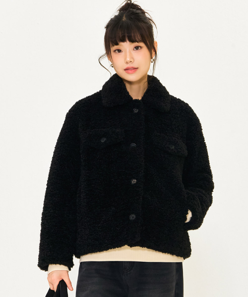 CHASECULT(チェイスカルト)の「女性ボアカラー半コート-ブラック(ムートンコート・レディース・ブラック・90/85)」の9枚目の写真