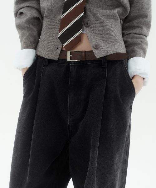 MUSINSA STANDARD WOMAN（ムシンサスタンダードウーマン）の「ウィメンズディープタックエクストラワイドデニムパンツ[ウォッシュドブラック]（デニムパンツ・レディース・その他・30/24/25/26/27/28/29）」の6枚目の写真