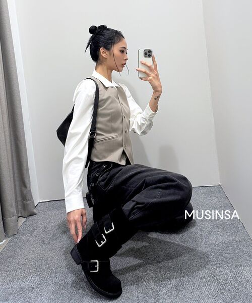 MUSINSA STANDARD WOMAN（ムシンサスタンダードウーマン）の「ウィメンズディープタックエクストラワイドデニムパンツ[ウォッシュドブラック]（デニムパンツ・レディース・その他・30/24/25/26/27/28/29）」の10枚目の写真