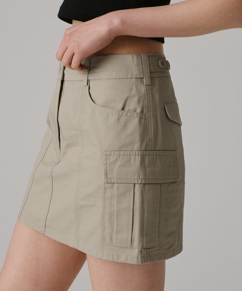MUSINSA STANDARD WOMAN（ムシンサスタンダードウーマン）の「ウィメンズカーゴミニスカート[ベージュ]（スカート・レディース・その他・SMALL/MEDIUM/LARGE/X-SMALL）」の6枚目の写真