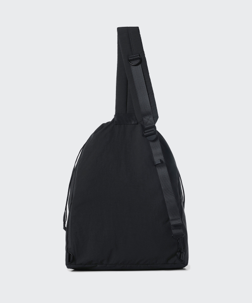 MUSINSA STANDARD（ムシンサスタンダード）の「クリンクルドローストリングイージースリングバック[ブラック]（ショルダーバッグ・レディース・その他・FREE）」の12枚目の写真