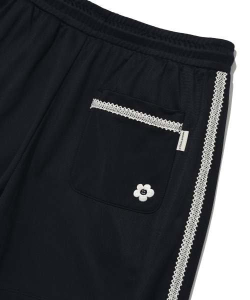 Wacky WiLLy（ワッキーウィリー）の「ウーマンズトラックショートパンツダークネイビー（その他パンツ・レディース・その他・SMALL/MEDIUM）」の6枚目の写真