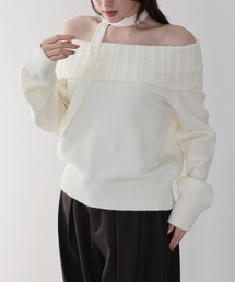 オフショルダー」に該当するトップス（ホワイト/白色系）ファッション