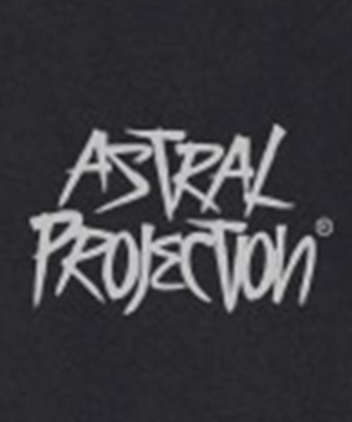 ASTRAL PROJECTION（アストラルプロジェクション）の「[オーバーサイズ]グラフィティレタリング13番手綿ラウンドネック半袖Tシャツ_ブラック（Tシャツ/カットソー・メンズ・その他・MEDIUM/X-LARGE/LARGE）」の3枚目の写真