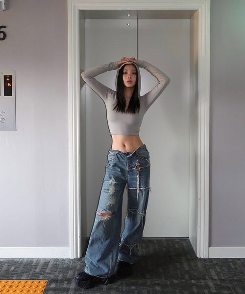 SCHISM INDUCING(スキズムインデューシング)の「TWELVE GOLD JEANS BLUE(デニムパンツ・レディース・その他・MEDIUM/LARGE)」の4枚目の写真