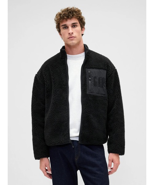 GAP(ギャップ)の「ボア オーバーサイズ GAPロゴ ジップアップジャケット(その他アウター・メンズ・ネイビー/ワイン/ブラック・XL/L/M/S/XS)」の2枚目の写真