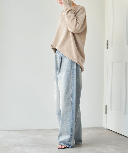 Spick & Span（スピックアンドスパン）の「《WEB限定 / 追加》5 1/2 TUCKBARREL DENIM（デニムパンツ・レディース・ブルー系その他/サックスブルー・28/27）」の16枚目の写真