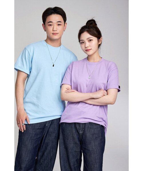 APOSTROPHE COMMA(アポストロフィコンマ)の「リバーシブルラベル無地半袖Tシャツ(ライトパープル)(Tシャツ/カットソー・メンズ・ラベンダー・MEDIUM/SMALL/X-LARGE/LARGE)」の4枚目の写真