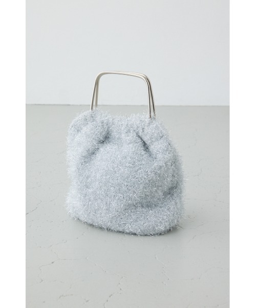 AZUL by moussy(アズールバイマウジー)の「ラメシャギーメタルハンドルバッグ【着用画像あり】(ショルダーバッグ・レディース・ブラック/シルバー・FREE)」の8枚目の写真