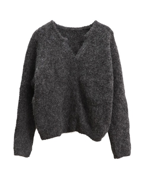 ISOOK（アイスー）の「ウールブレンドシャギーニットカーディガン(eri. select) / セーター 羽織り 長袖 Vネック オフィス 無地 クリーム チャコール（カーディガン/ボレロ・レディース・チャコール/クリーム・FREE）」の16枚目の写真