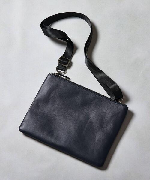 tk.TAKEO KIKUCHI（ティーケータケオキクチ）の「【WEB限定】レザー2WAYサコッシュバッグ（ショルダーバッグ・メンズ・ネイビー/ダークブラウン/ブラック・00）」の3枚目の写真