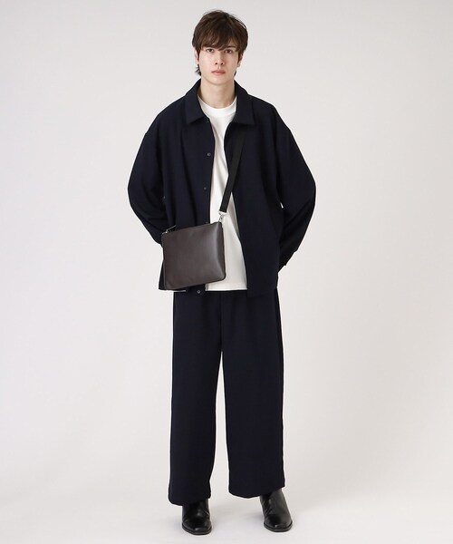 tk.TAKEO KIKUCHI（ティーケータケオキクチ）の「【WEB限定】レザー2WAYサコッシュバッグ（ショルダーバッグ・メンズ・ネイビー/ダークブラウン/ブラック・00）」の19枚目の写真