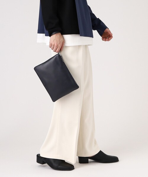 tk.TAKEO KIKUCHI（ティーケータケオキクチ）の「【WEB限定】レザー2WAYサコッシュバッグ（ショルダーバッグ・メンズ・ネイビー/ダークブラウン/ブラック・00）」の20枚目の写真