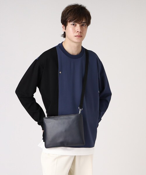 tk.TAKEO KIKUCHI（ティーケータケオキクチ）の「【WEB限定】レザー2WAYサコッシュバッグ（ショルダーバッグ・メンズ・ネイビー/ダークブラウン/ブラック・00）」の22枚目の写真