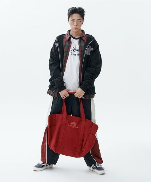 ECORR（エコル）の「[ユニセックス] クラシックシティリンガーTシャツ_ホワイト（Tシャツ/カットソー・レディース・その他・1/2/3/0）」の11枚目の写真