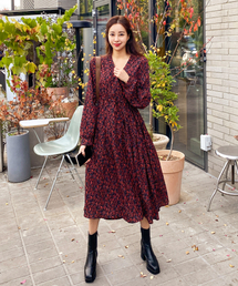 HERRINGBONE（ヘリンボーン）の「Long-sleeved floral loose-fit wrap-style V-neck long one-piece dress / HD032W（ワンピース）」