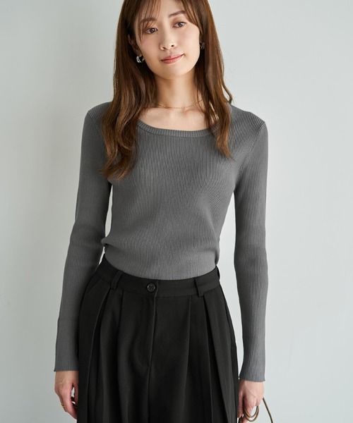 STYLE DELI(スタイルデリ)の「新補正リブ◆デコルテあきニットトップス(ニット/セーター・レディース・ブラック/ネイビー/ダークグレー/レッド/ホワイト・FREE)」の4枚目の写真