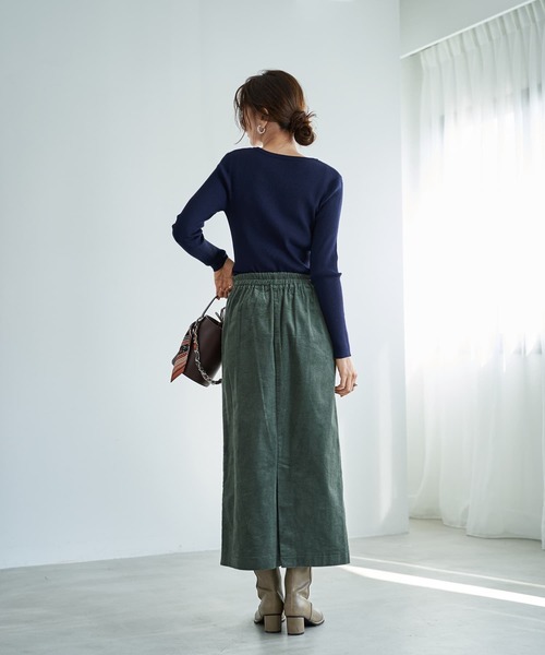 STYLE DELI(スタイルデリ)の「新補正リブ◆デコルテあきニットトップス(ニット/セーター・レディース・ブラック/ネイビー/ダークグレー/レッド/ホワイト・FREE)」の13枚目の写真
