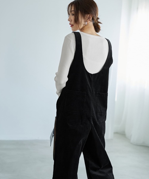 STYLE DELI(スタイルデリ)の「新補正リブ◆デコルテあきニットトップス(ニット/セーター・レディース・ブラック/ネイビー/ダークグレー/レッド/ホワイト・FREE)」の17枚目の写真