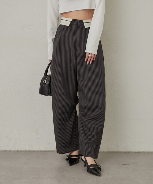 mline（エムライン）の「[mline]フラップウエスト スラックス（その他パンツ・レディース・ブラック/グレー・1/2）」の2枚目の写真