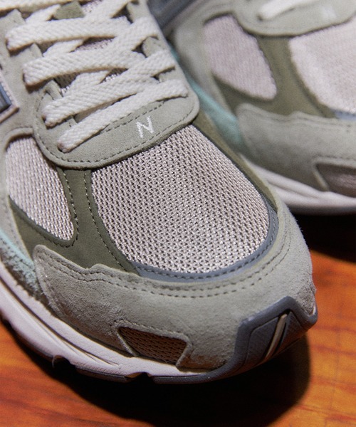 NEW BALANCE(ニューバランス)の「New Balance U20105K7 / ニューバランス U20105K7【SP】(スニーカー・メンズ・ライトオリーブ・25.5cm/25.0cm/24.5cm/24.0cm/23.5cm/29.0cm/28.5cm/28.0cm/27.5cm/27.0cm/26.5cm/23.0cm/30.0cm/26.0cm)」の5枚目の写真