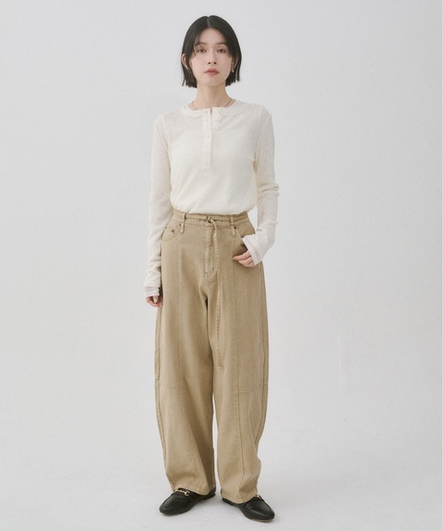 hunch(ハンチ)の「ヘンリーネック シアーレイヤードトップス(Tシャツ/カットソー・レディース・ブラック×グレー/ホワイト×ホワイト/ベージュ系その他/グレー×ホワイト/グレー×ピンク/グレー×サックスブルー・FREE)」の11枚目の写真