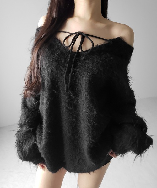 me+em select(ミームセレクト)の「【 3color 】ストラップリボンオフショルオーバーシャギーニット / strap ribbon off shoulder over shaggy knit(ニット/セーター・レディース・ホワイト/ブラック/グレー・FREE)」の11枚目の写真