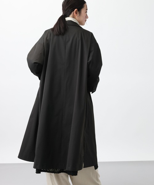 studio CLIP（スタディオクリップ）の「《natural by clip》ロングライトコート[プチサイズあり]（チェスターコート・レディース・ベージュ/ブラック・PF/FREE）」の5枚目の写真