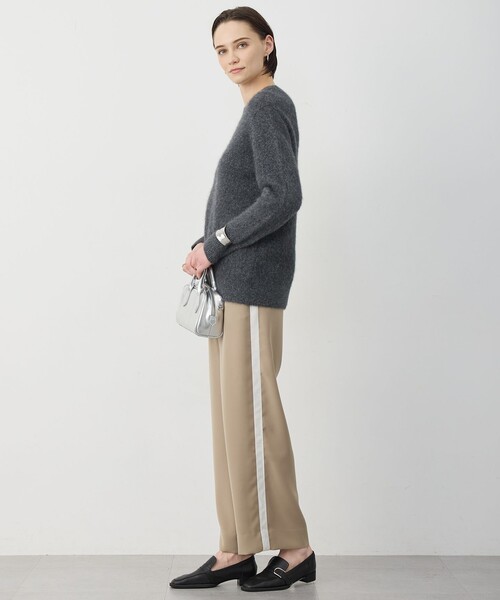 ICB(アイシービー)の「ベルベットライン トラックワイドパンツ(その他パンツ・レディース・ブラック系/ベージュ系/ネイビー系・X-SMALL/SMALL/MEDIUM)」の21枚目の写真