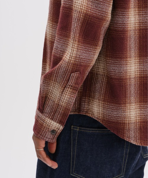AVIREX（アヴィレックス）の「《A.A.R.C》OMBRE CHECK EMB SHIRT / エアレーシングクラブ オンブレチェック エンブロイダリー シャツ / AVIREX / アヴィレックス（シャツ/ブラウス・メンズ・モスグリーン/チャコールグレー/その他・2XL/L/M/XL）」の9枚目の写真