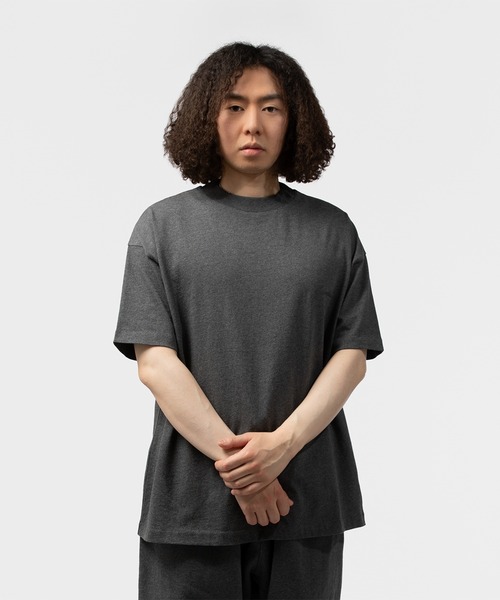 FOG ESSENTIALS(エフオージーエッセンシャルズ)の「ESSENTIALS Classic Short Sleeve Tee エッセンシャルズ(Tシャツ/カットソー・メンズ・グレー系その他・MEDIUM/SMALL/LARGE)」の6枚目の写真