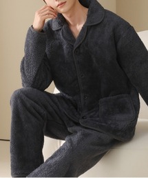 Fun & Daily（ファンアンドデイリー）の「F&D : もこもこボタンルームウェアセットアップ（上下セット）（ルームウェア/パジャマ）」