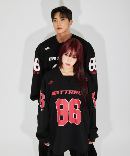 BATTRACT(バトラクト)の「シンボルアスレチックラグビーシャツ_レッド(Tシャツ/カットソー・メンズ・レッド/ホワイト・MEDIUM/LARGE)」の3枚目の写真