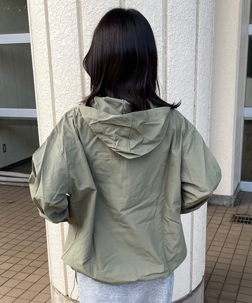 CRB(シーアールビー)の「アノラックパーカー(マウンテンパーカー・レディース・ブラック/カーキ/ピンク/ベージュ・F)」の21枚目の写真