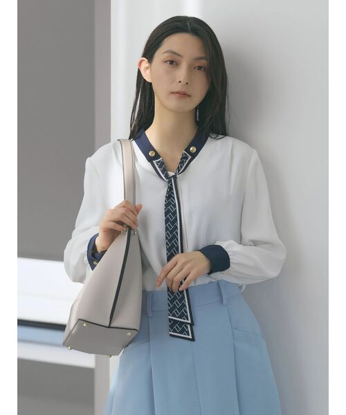 TONAL（トーナル）の「《14inchPC/A4対応/パスケース付》フェイクレザーWideトートバッグ（トートバッグ・レディース・オフホワイト/ライトグレー/キャメル・FREE）」の9枚目の写真