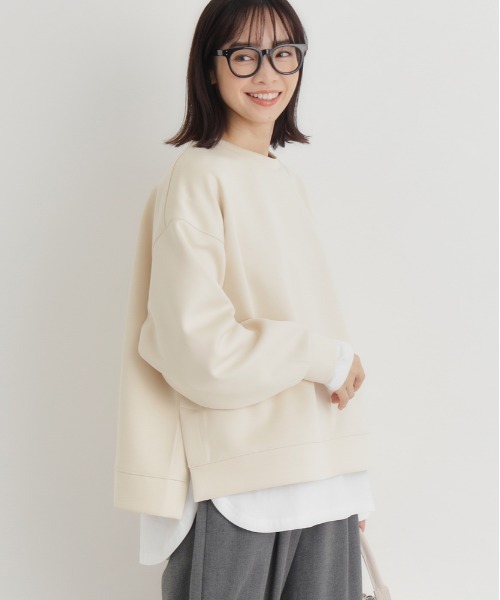 Right-on（ライトオン）の「【HONEYSUCKLE ROSE】ポンチスリットプルオーバー (シワ防止 / 体型カバー / 着回し抜群)（スウェット・レディース・ブラック/オフホワイト/グレー/ブラウン・S/M/L）」の17枚目の写真