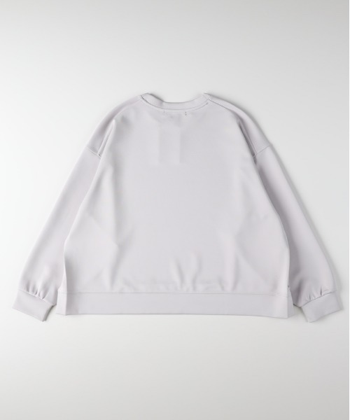 Right-on（ライトオン）の「【HONEYSUCKLE ROSE】ポンチスリットプルオーバー (シワ防止 / 体型カバー / 着回し抜群)（スウェット・レディース・ブラック/オフホワイト/グレー/ブラウン・S/M/L）」の5枚目の写真