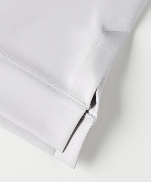 Right-on（ライトオン）の「【HONEYSUCKLE ROSE】ポンチスリットプルオーバー (シワ防止 / 体型カバー / 着回し抜群)（スウェット・レディース・ブラック/オフホワイト/グレー/ブラウン・S/M/L）」の8枚目の写真