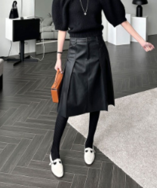 FREE STYLISTS（フリー スタイリスト）の「YUGA_YGMC　Korean-style PU leather wide pleated skirt（スカート・レディース・キャメル/ブラック・M/S/L）」の12枚目の写真