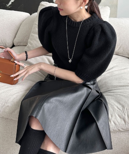 FREE STYLISTS（フリー スタイリスト）の「YUGA_YGMC　Korean-style PU leather wide pleated skirt（スカート・レディース・キャメル/ブラック・M/S/L）」の21枚目の写真
