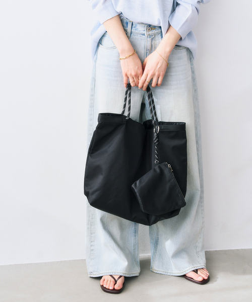 LE TALON（ルタロン）の「LETALON nylon big tote（トートバッグ・レディース・ブラック/ベージュ・FREE）」の2枚目の写真