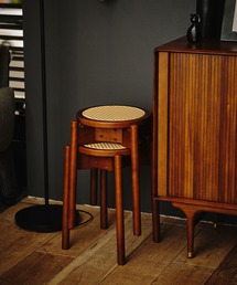 TIMELESS COMFORT（タイムレスコンフォート）の「ecruxe（エクリュクス）CARINA STOOL / カリナ スツール（家具）」