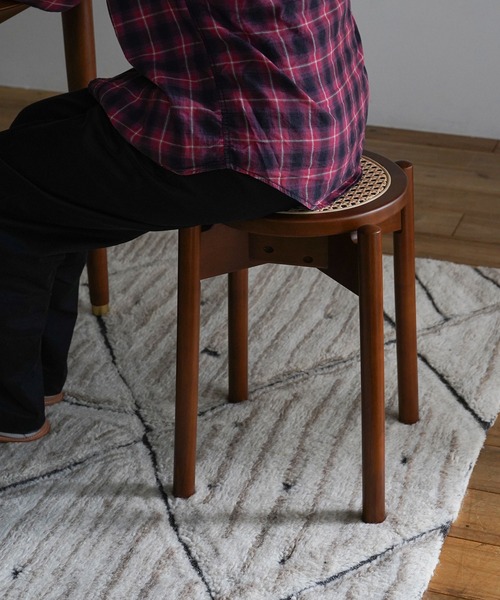 TIMELESS COMFORT（タイムレスコンフォート）の「ecruxe（エクリュクス）CARINA STOOL / カリナ スツール（家具・レディース・ブラウン/ナチュラル・ONE SIZE）」の10枚目の写真