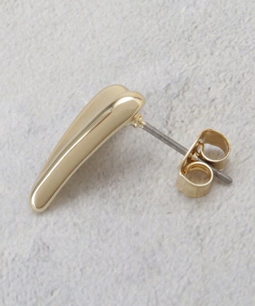 OPAQUE.CLIP(オペークドットクリップ)の「メタルハートピアス(ピアス(両耳用)・レディース・ゴールド/シルバー・00)」の5枚目の写真